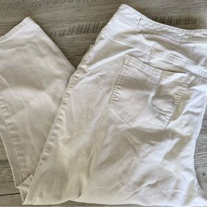 Woman’s Plus Size White Jean Straight Leg Pants 28W
